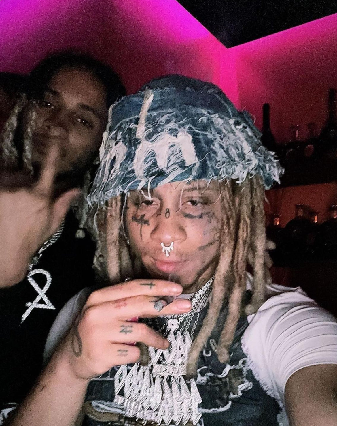MOH denim bucket hat
